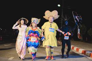 BIB: 6793, 9225, 3367, 9224
                            <button type="button" onclick="openModal(3406392)" class="btn btn-primary btn-sm float-right btn-popup" data-toggle="modal" data-target=".modal-high-quality">
                        <i class="fas fa-shopping-cart"></i> Add to Cart
                    </button>
                                            <button type="button" onclick="isThisMe(3406392, true)" class="btn btn-success btn-sm float-right btn-popup btn-isme hidden" data-toggle="tooltip" data-placement="bottom" title="นี่คือรูปของคุณใช่ไหม คลิกที่นี่เพื่อเอาเข้าอัลบั้ม">
                        <i class="fas fa-plus"></i> Add to album
                    </button>
                    <button type="button" onclick="isThisMe(3406392, false)" class="btn btn-warning btn-sm float-right btn-popup btn-isnotme hidden">
                        <i class="fas fa-ban"></i> Remove from album
                    </button>